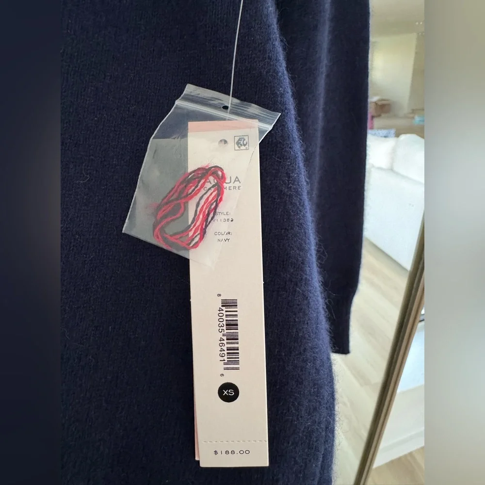 NWT Aqua Cashmere Dolce Vita Sweater - Picture 3 of 5